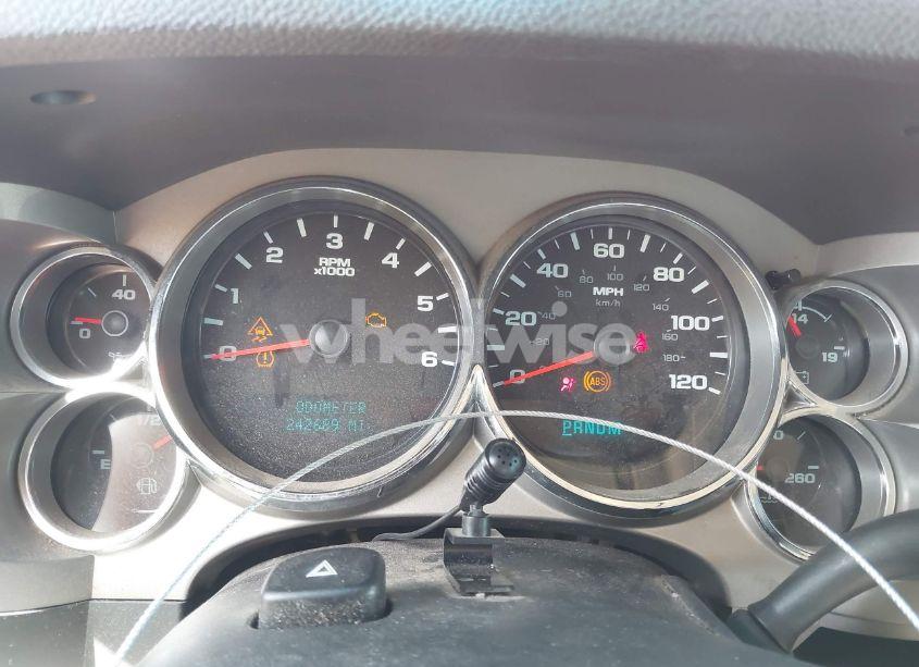 Photo 7 of 2011 Chevrolet Silverado 1500 LT (VIN 1GCRCSE04BZ301582)