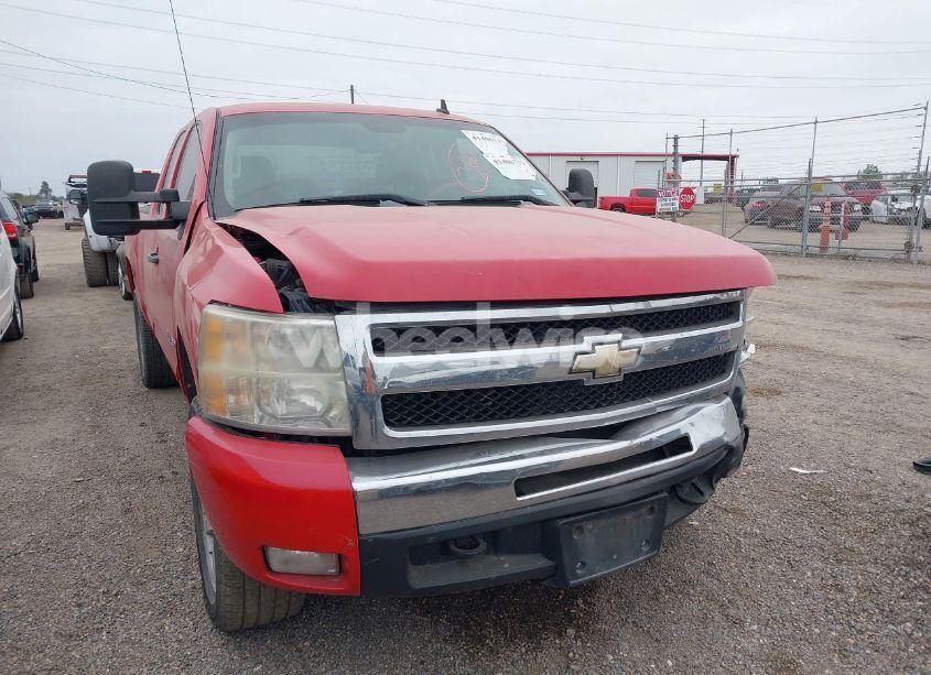 2011 Chevrolet Silverado 1500 LT (VIN 1GCRCSE04BZ375651) main photo
