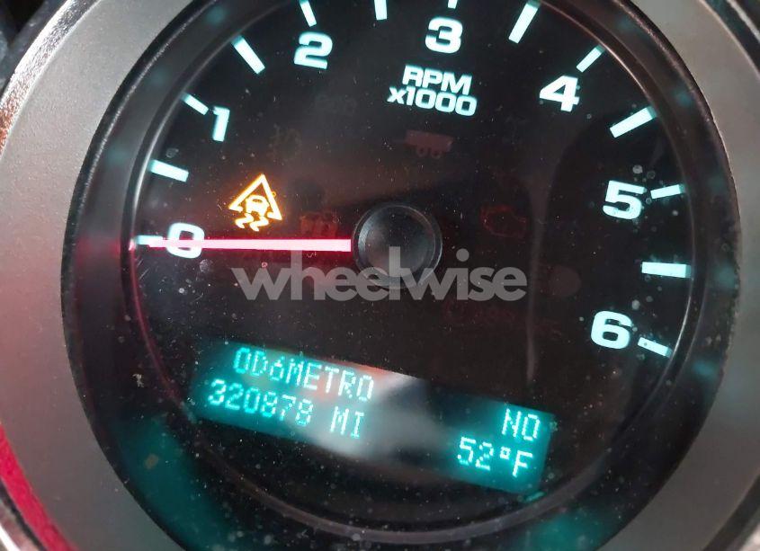 Photo 15 of 2011 Chevrolet Silverado 1500 LT (VIN 1GCRCSE04BZ375651)