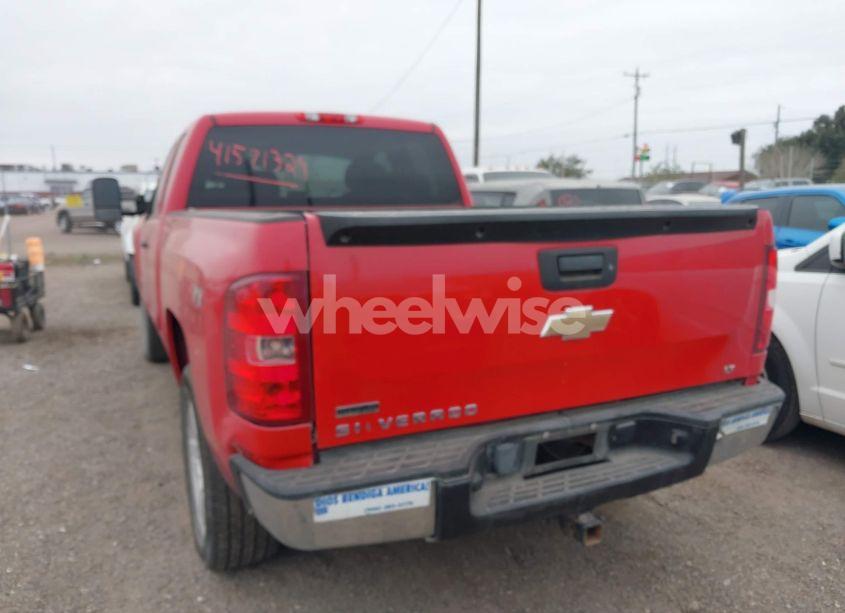 Photo 3 of 2011 Chevrolet Silverado 1500 LT (VIN 1GCRCSE04BZ375651)