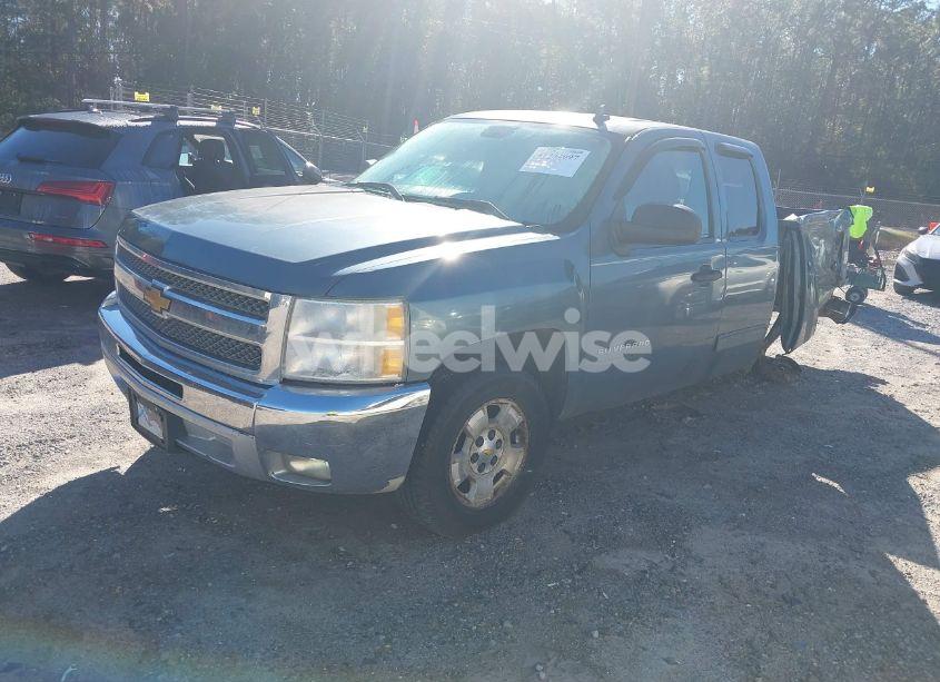 Photo 2 of 2012 Chevrolet Silverado 1500 LT (VIN 1GCRCSE04CZ103330)