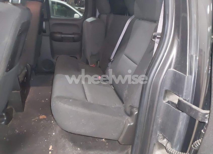 Photo 8 of 2011 Chevrolet Silverado 1500 LT (VIN 1GCRCSE05BZ260072)