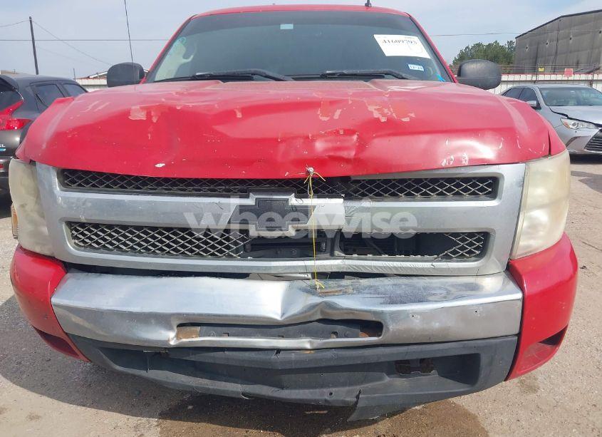 Photo 6 of 2011 Chevrolet Silverado 1500 LT (VIN 1GCRCSE05BZ320951)