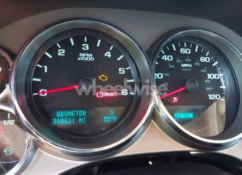 Photo 7 of 2011 Chevrolet Silverado 1500 LT (VIN 1GCRCSE05BZ320951)