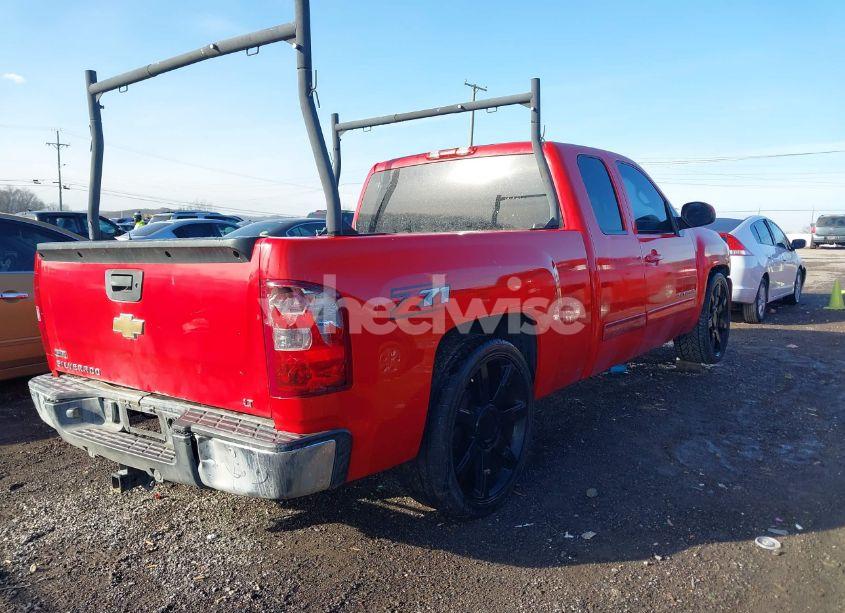 Photo 4 of 2011 Chevrolet Silverado 1500 LT (VIN 1GCRCSE05BZ382821)