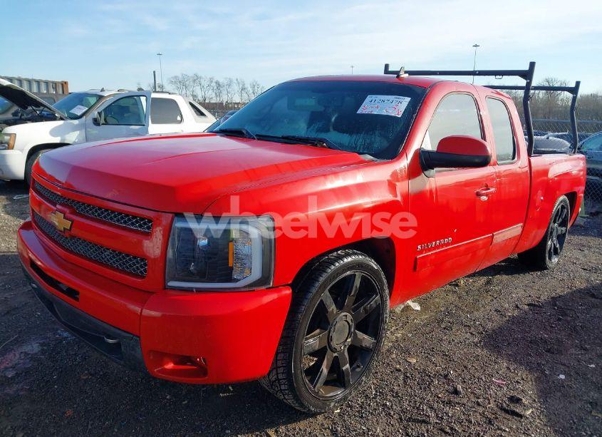 Photo 6 of 2011 Chevrolet Silverado 1500 LT (VIN 1GCRCSE05BZ382821)