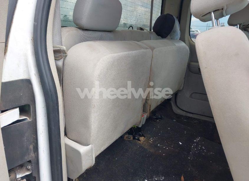 Photo 8 of 2011 Chevrolet Silverado 1500 LT (VIN 1GCRCSE05BZ436733)