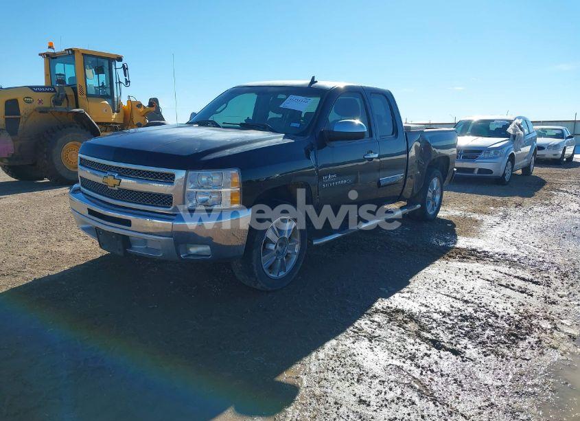 Photo 2 of 2012 Chevrolet Silverado 1500 LT (VIN 1GCRCSE05CZ309871)