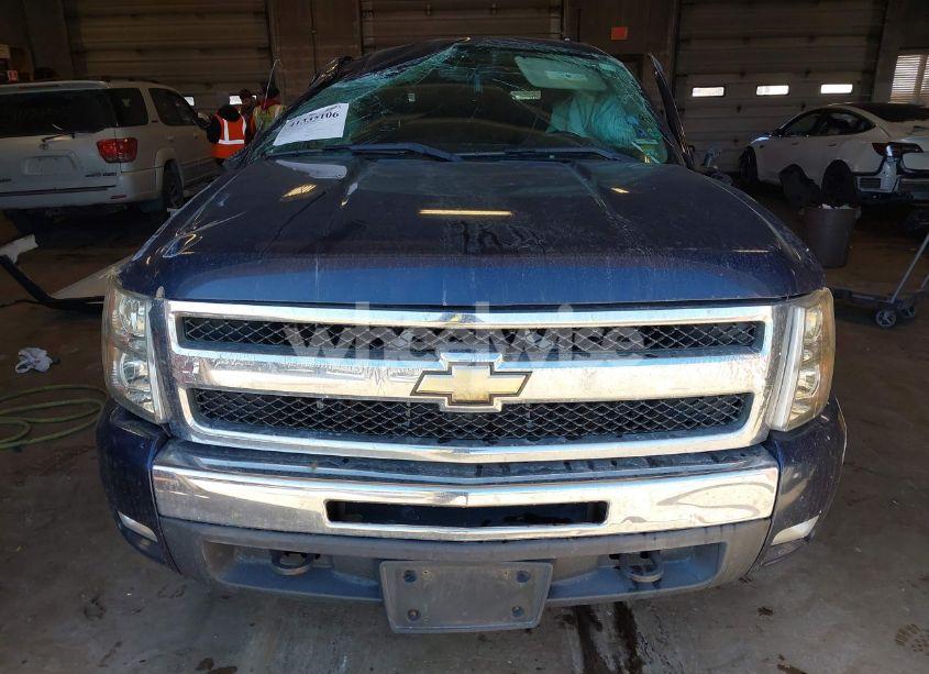 Photo 13 of 2011 Chevrolet Silverado 1500 LT (VIN 1GCRCSE06BZ361721)