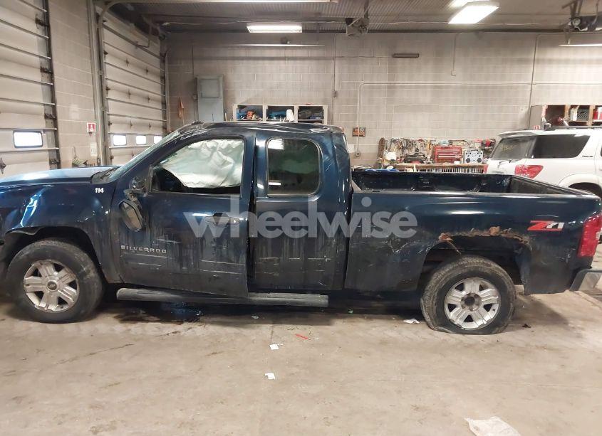 Photo 15 of 2011 Chevrolet Silverado 1500 LT (VIN 1GCRCSE06BZ361721)