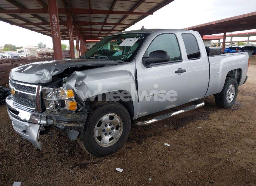 Photo 2 of 2012 Chevrolet Silverado 1500 LT (VIN 1GCRCSE06CZ249051)