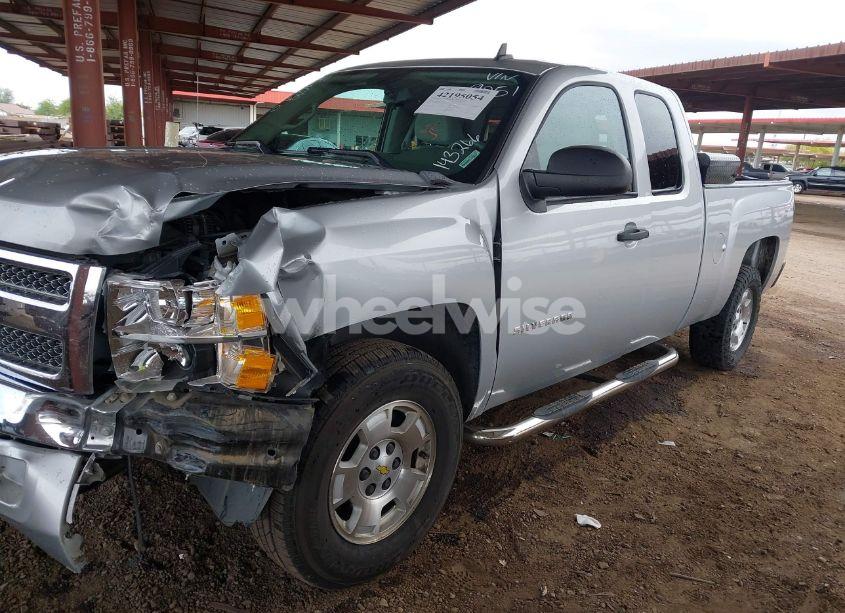 Photo 6 of 2012 Chevrolet Silverado 1500 LT (VIN 1GCRCSE06CZ249051)