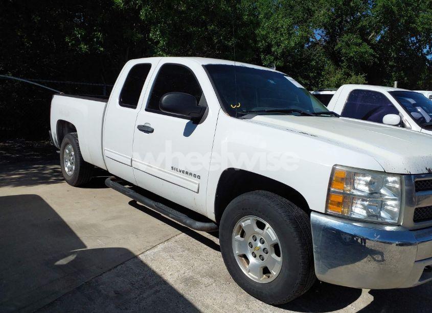 Photo 13 of 2013 Chevrolet Silverado 1500 LT (VIN 1GCRCSE06DZ138212)