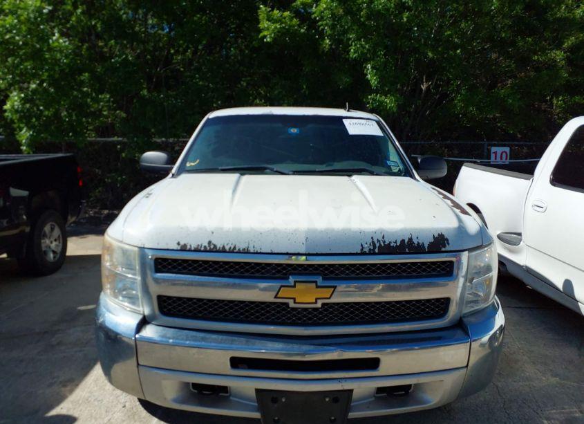 Photo 6 of 2013 Chevrolet Silverado 1500 LT (VIN 1GCRCSE06DZ138212)