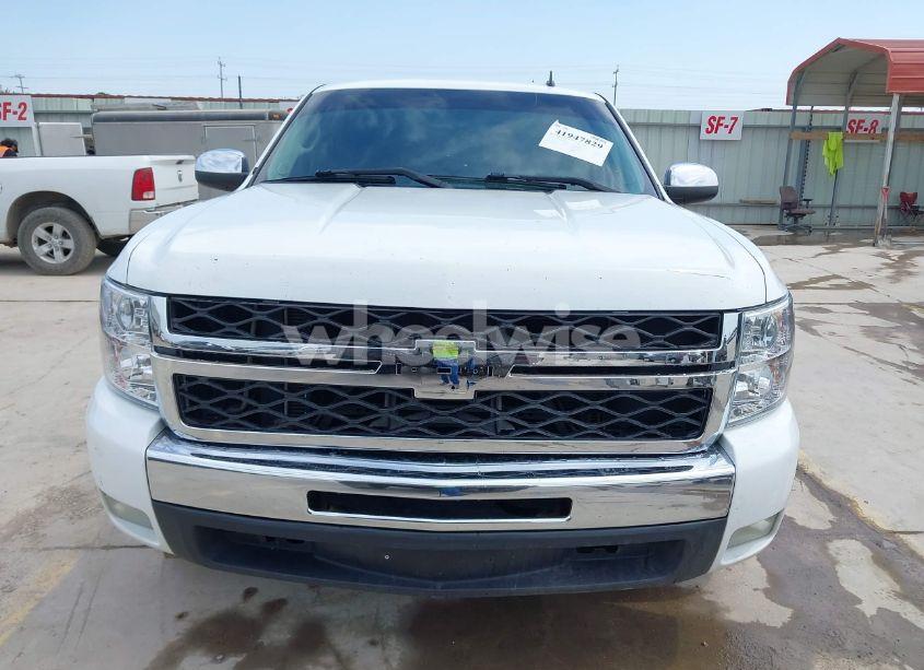 Photo 13 of 2011 Chevrolet Silverado 1500 LT (VIN 1GCRCSE07BZ103076)