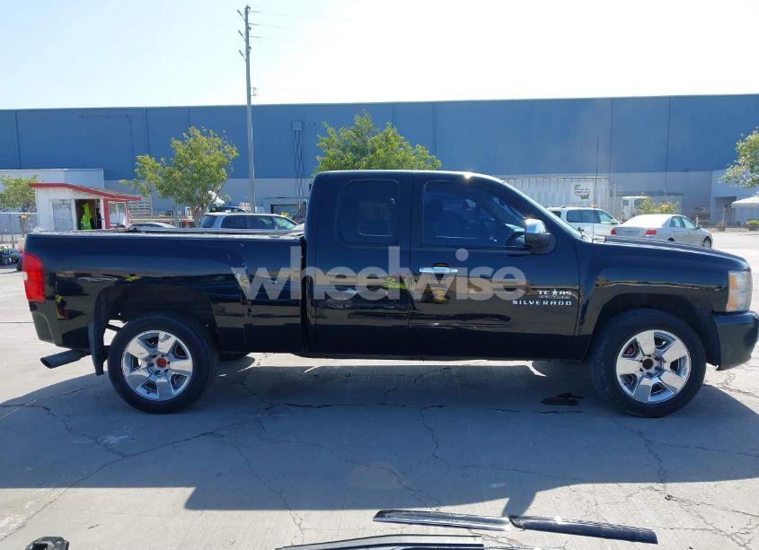 Photo 14 of 2011 Chevrolet Silverado 1500 LT (VIN 1GCRCSE07BZ235237)