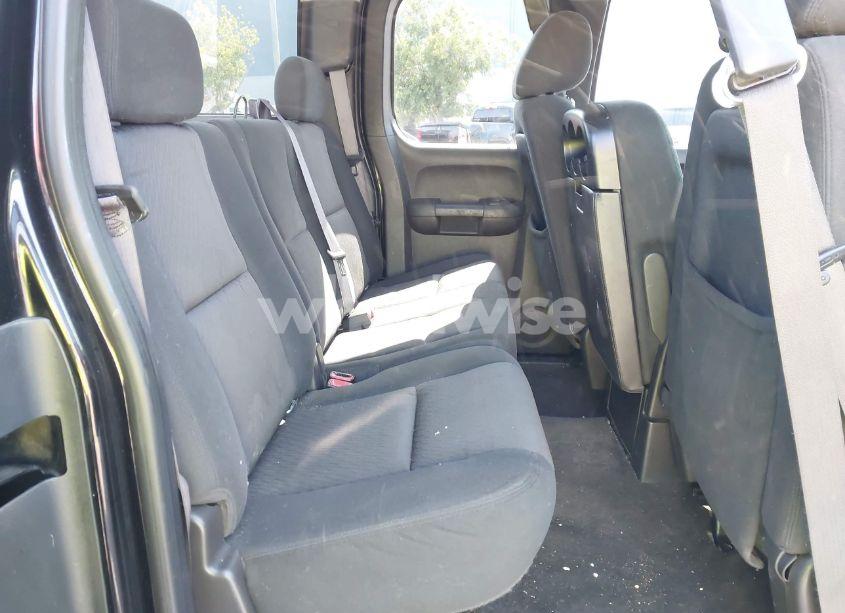 Photo 8 of 2011 Chevrolet Silverado 1500 LT (VIN 1GCRCSE07BZ235237)