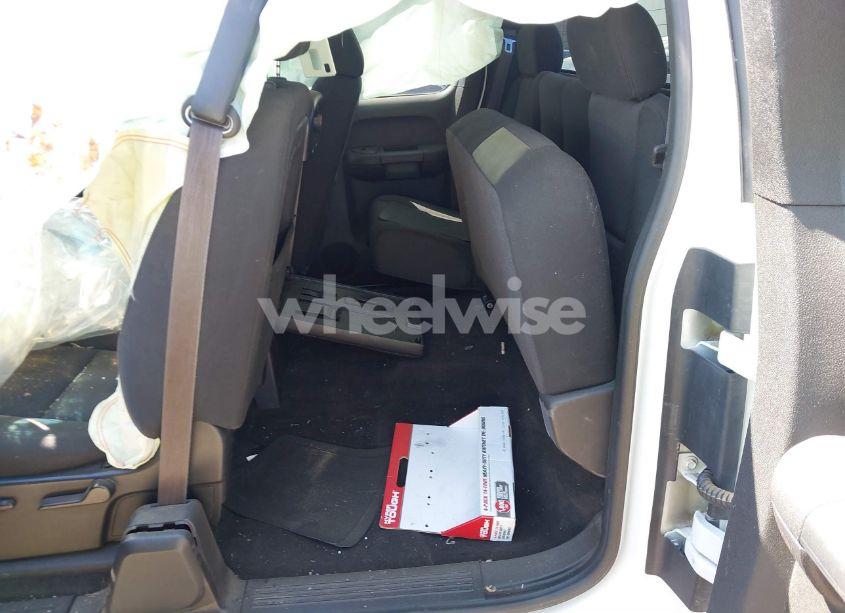 Photo 8 of 2011 Chevrolet Silverado 1500 LT (VIN 1GCRCSE07BZ301088)