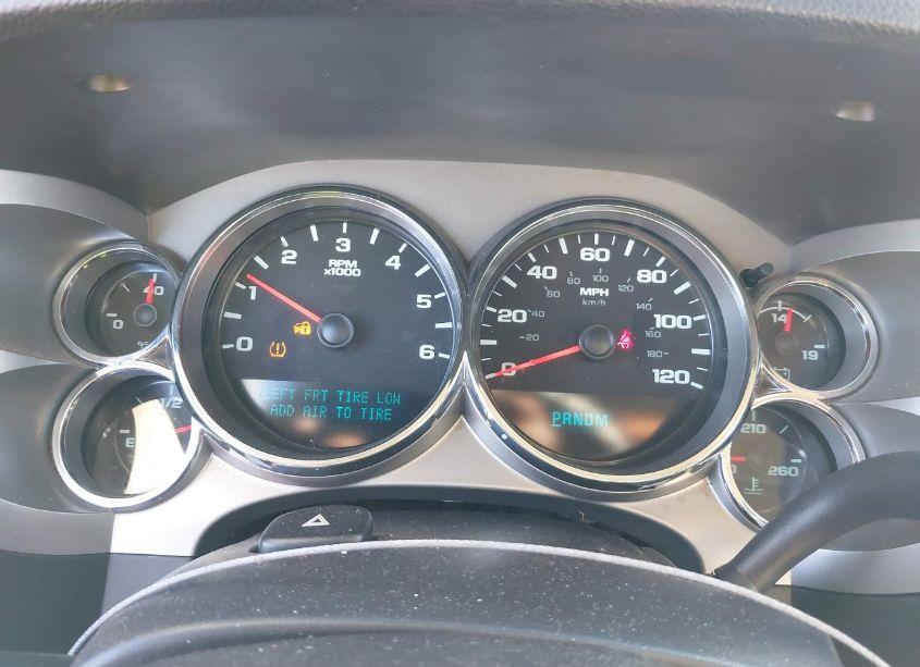 Photo 7 of 2011 Chevrolet Silverado 1500 LT (VIN 1GCRCSE07BZ437351)