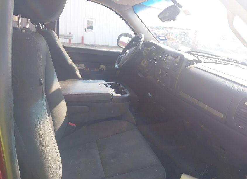 Photo 5 of 2013 Chevrolet Silverado 1500 LT (VIN 1GCRCSE07DZ138591)