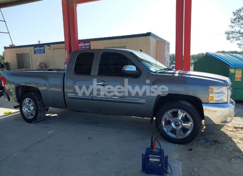 Photo 13 of 2013 Chevrolet Silverado 1500 LT (VIN 1GCRCSE07DZ282447)