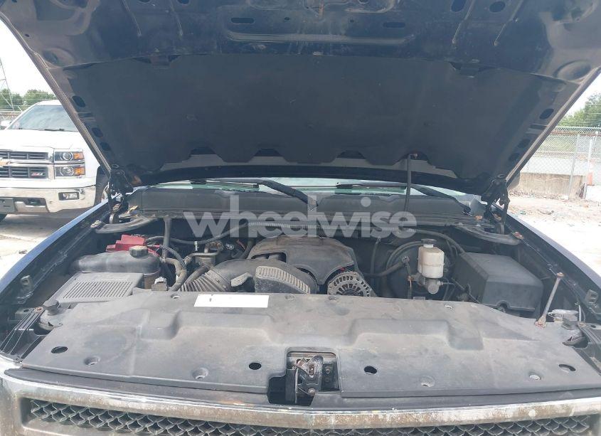 Photo 10 of 2011 Chevrolet Silverado 1500 LT (VIN 1GCRCSE08BZ159284)