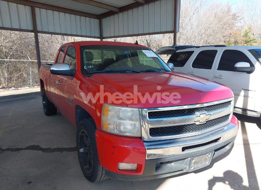 2011 Chevrolet Silverado 1500 LT (VIN 1GCRCSE08BZ250636) main photo