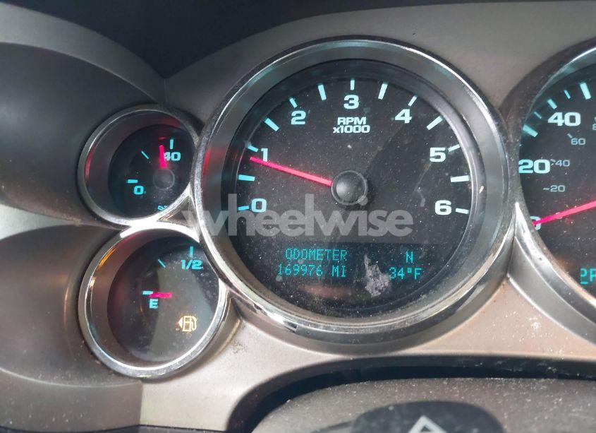 Photo 7 of 2011 Chevrolet Silverado 1500 LT (VIN 1GCRCSE08BZ250636)