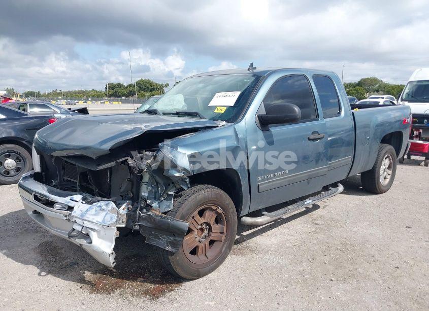 Photo 2 of 2012 Chevrolet Silverado 1500 LT (VIN 1GCRCSE08CZ312876)