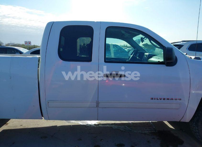 Photo 14 of 2013 Chevrolet Silverado 1500 LT (VIN 1GCRCSE08DZ166948)