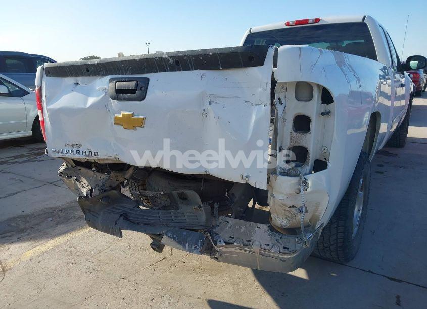 Photo 6 of 2013 Chevrolet Silverado 1500 LT (VIN 1GCRCSE08DZ166948)