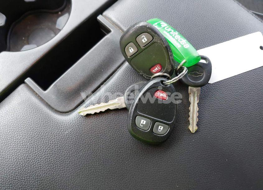 Photo 11 of 2011 Chevrolet Silverado 1500 LT (VIN 1GCRCSE09BZ204409)