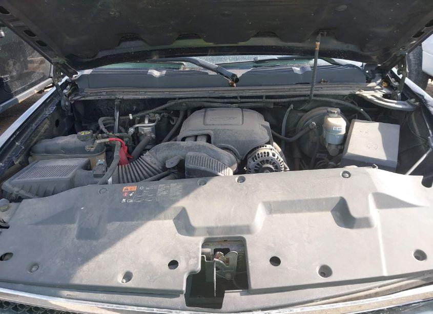 Photo 10 of 2011 Chevrolet Silverado 1500 LT (VIN 1GCRCSE09BZ393854)