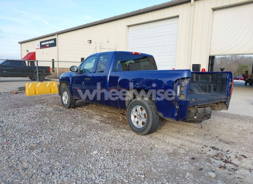 Photo 3 of 2013 Chevrolet Silverado 1500 LT (VIN 1GCRCSE09DZ338310)