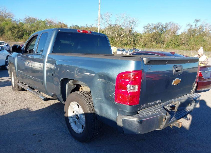 Photo 3 of 2013 Chevrolet Silverado 1500 LT (VIN 1GCRCSE0XDZ260197)