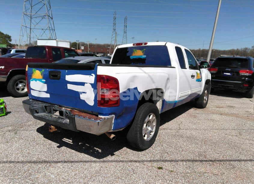 Photo 4 of 2013 Chevrolet Silverado 1500 LT (VIN 1GCRCSE0XDZ278084)