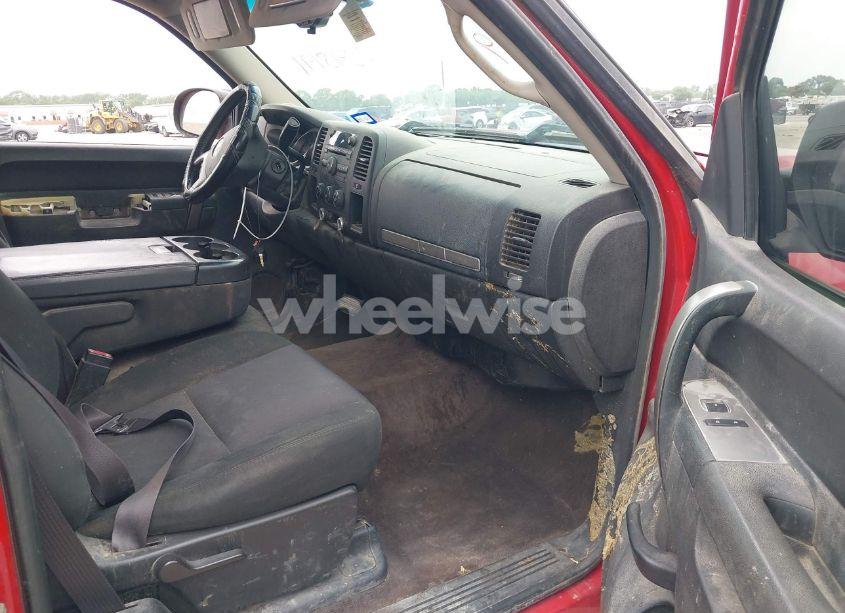 Photo 5 of 2013 Chevrolet Silverado 1500 LT (VIN 1GCRCSEA2DZ227445)