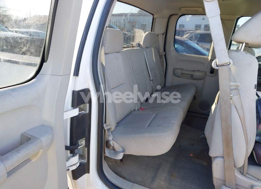 Photo 8 of 2013 Chevrolet Silverado 1500 LT (VIN 1GCRCSEA4DZ325537)
