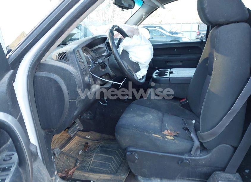Photo 5 of 2013 Chevrolet Silverado 1500 LT (VIN 1GCRCSEA9DZ213168)