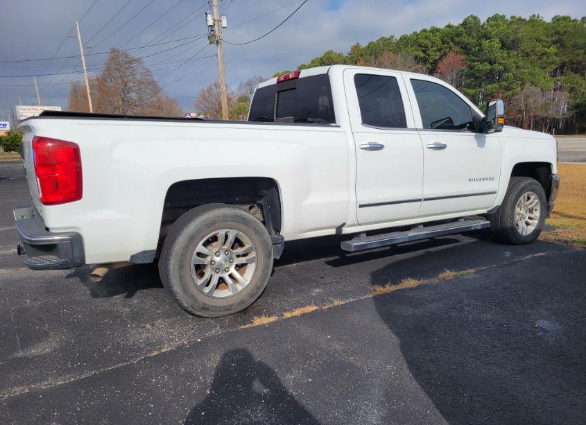 Photo 3 of 2018 Chevrolet Silverado C1500 LTZ (VIN 1GCRCSEC1JZ198162)