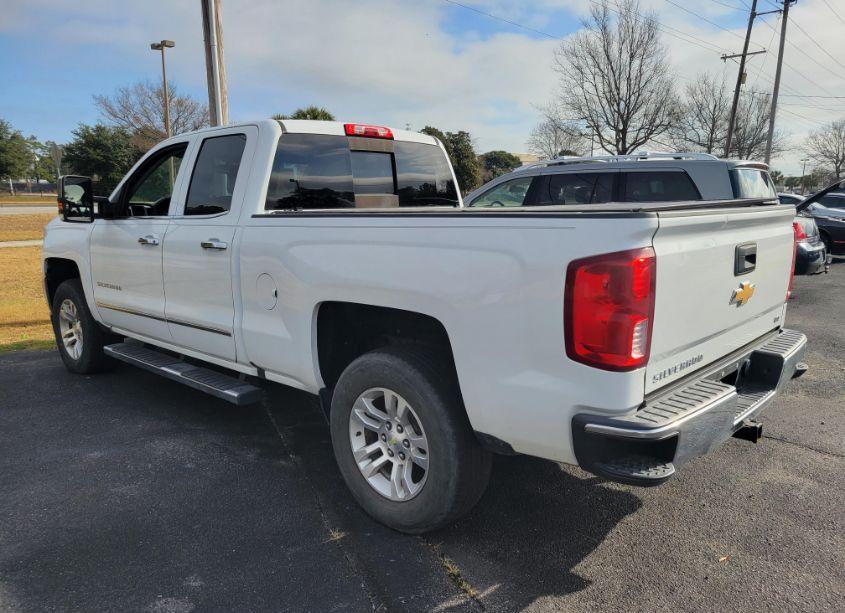 Photo 4 of 2018 Chevrolet Silverado C1500 LTZ (VIN 1GCRCSEC1JZ198162)