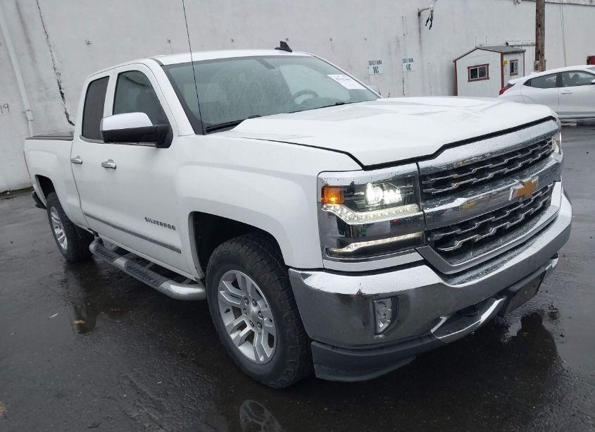 2018 Chevrolet Silverado 1500 1LZ (VIN 1GCRCSEC5JZ354381) main photo