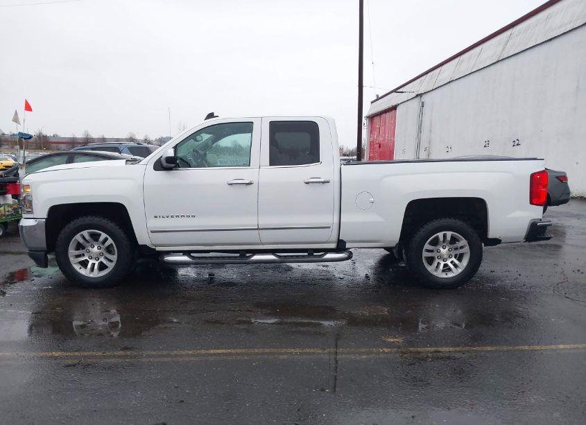 Photo 14 of 2018 Chevrolet Silverado 1500 1LZ (VIN 1GCRCSEC5JZ354381)
