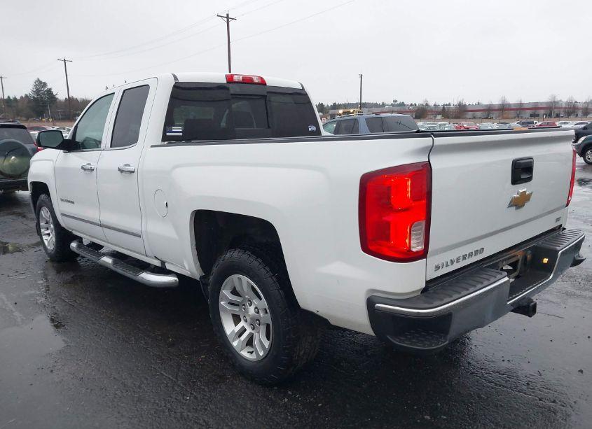 Photo 3 of 2018 Chevrolet Silverado 1500 1LZ (VIN 1GCRCSEC5JZ354381)