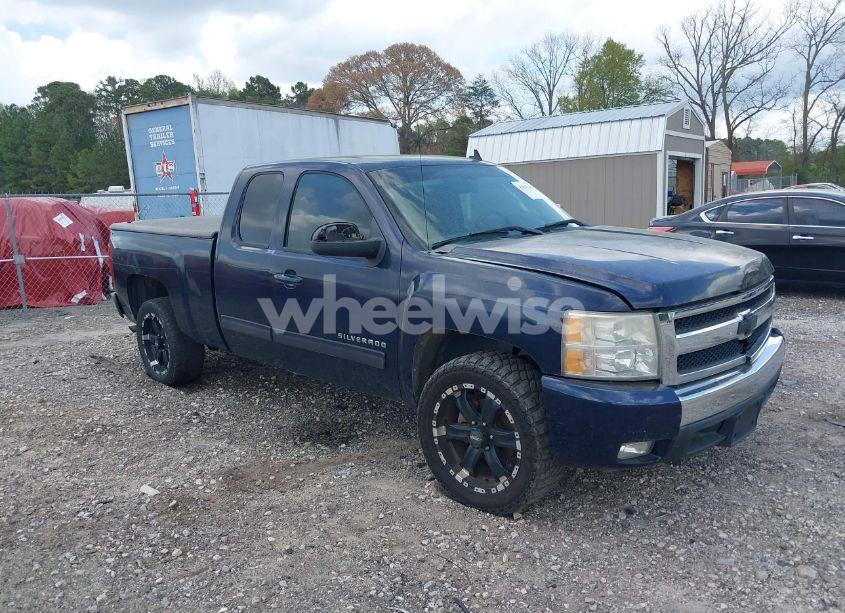 2011 Chevrolet Silverado 1500 LTZ (VIN 1GCRCTE06BZ120750) main photo