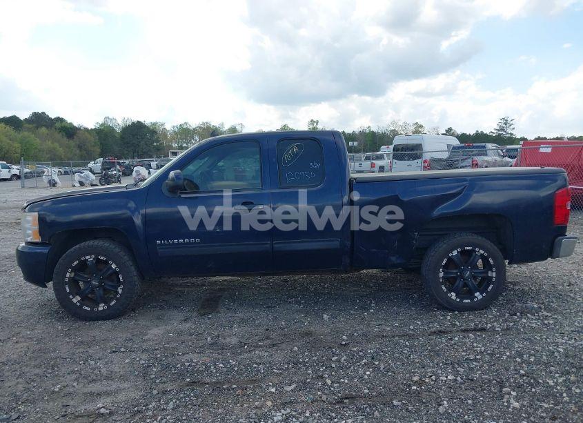 Photo 14 of 2011 Chevrolet Silverado 1500 LTZ (VIN 1GCRCTE06BZ120750)