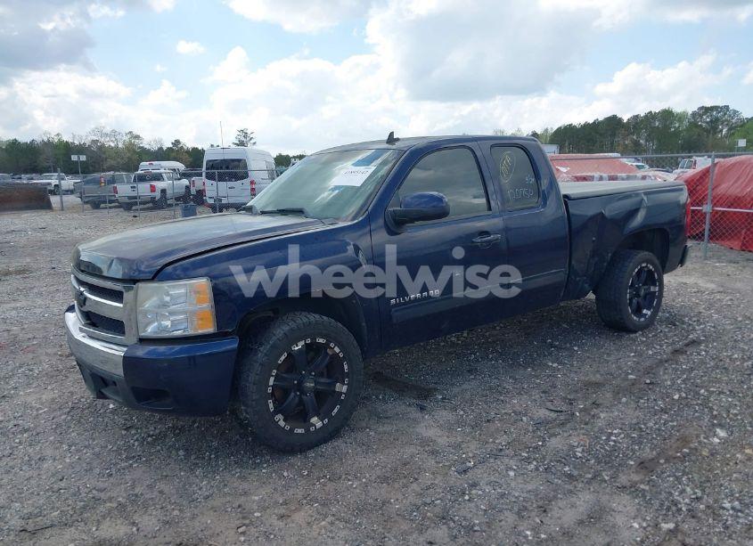 Photo 2 of 2011 Chevrolet Silverado 1500 LTZ (VIN 1GCRCTE06BZ120750)