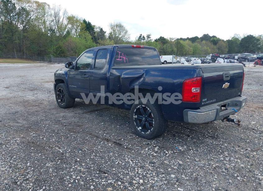 Photo 3 of 2011 Chevrolet Silverado 1500 LTZ (VIN 1GCRCTE06BZ120750)