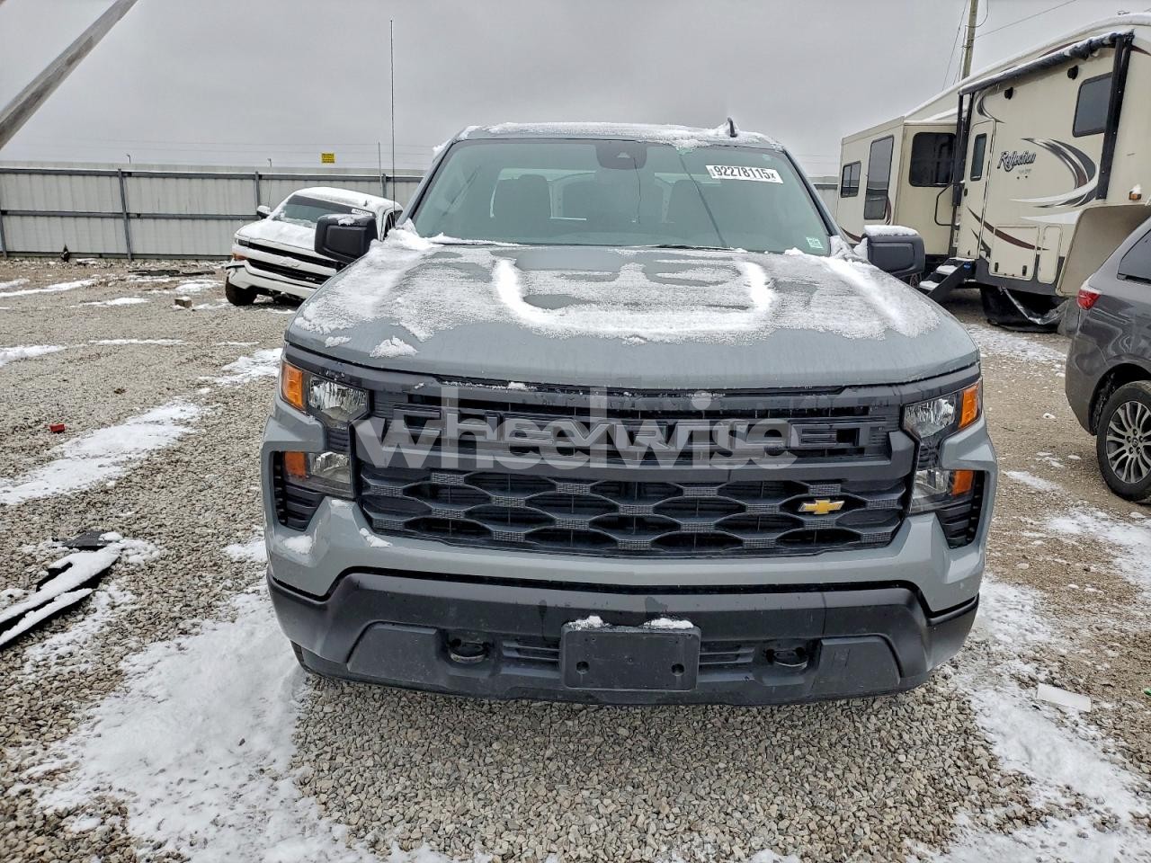 Photo 5 of 2024 CHEVROLET SILVERADO K1500 (VIN 1GCRDAEK0RZ364553)