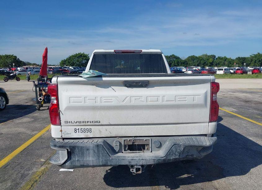 Photo 15 of 2023 Chevrolet Silverado 1500 (VIN 1GCRDAEK2PZ142481)